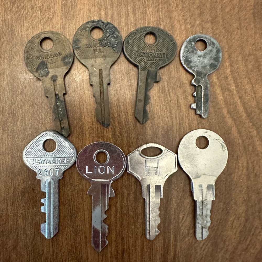 Slaymaker HH Chicago Lock National Key Lion Vintage Key Lot Of 8 Steampunk